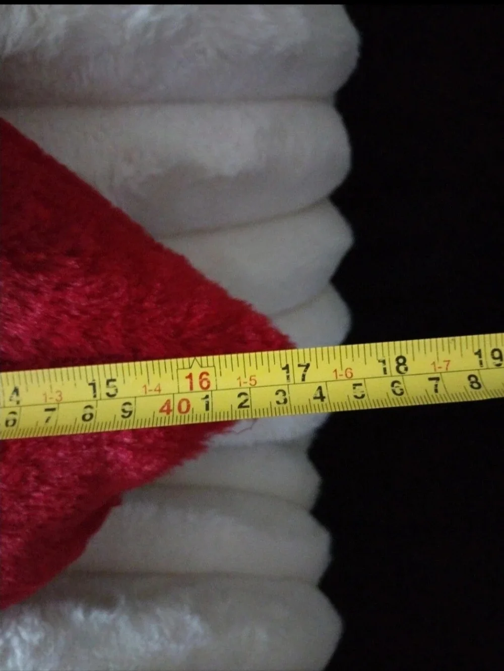 Red Lips Velvety Decor Pillow *Firm Pticed